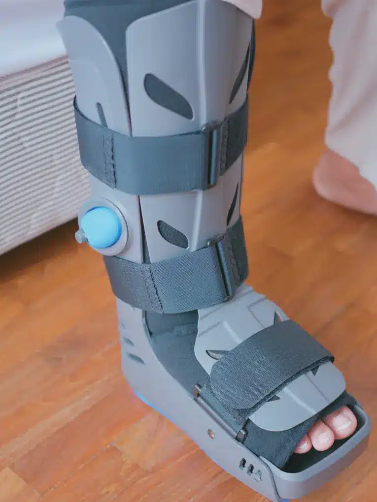 ankle injury medical walking boot